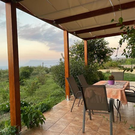 Вілла Chrissi'S House With Garden And Sea View Zerviana Кісамос Екстер'єр фото